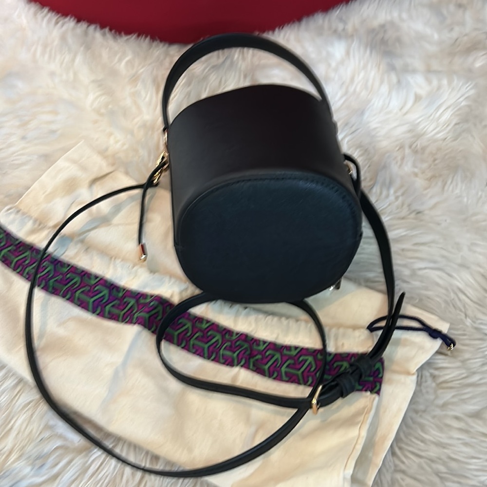 Tory Burch - Picture 4 of 6